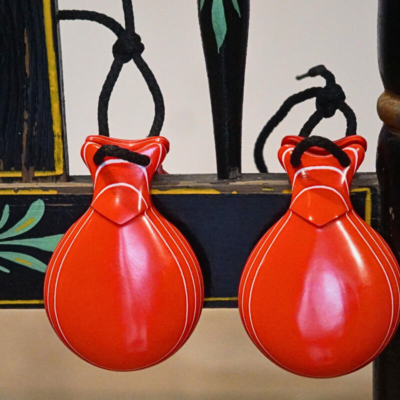 Castañuelas Vidrio Rojo Veteado Blanco